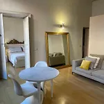 Bb A Duomo Nocleg ze śniadaniem 4*